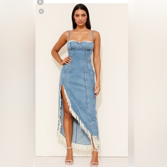 GOOD AMERICAN DISTRESSED DENIM CORSET MAXI DRESS W/ RAW HEM/FRINGED-SIZE M BNWT - Picture 1 of 1